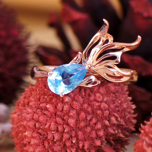 GOLD FISH - Blue Topaz 18K Rose Gold Plated Silver Ring