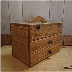シンプル＆シックなお裁縫箱（Lサイズ・引き出し２杯・木のつまみ丸型） 1枚目の画像