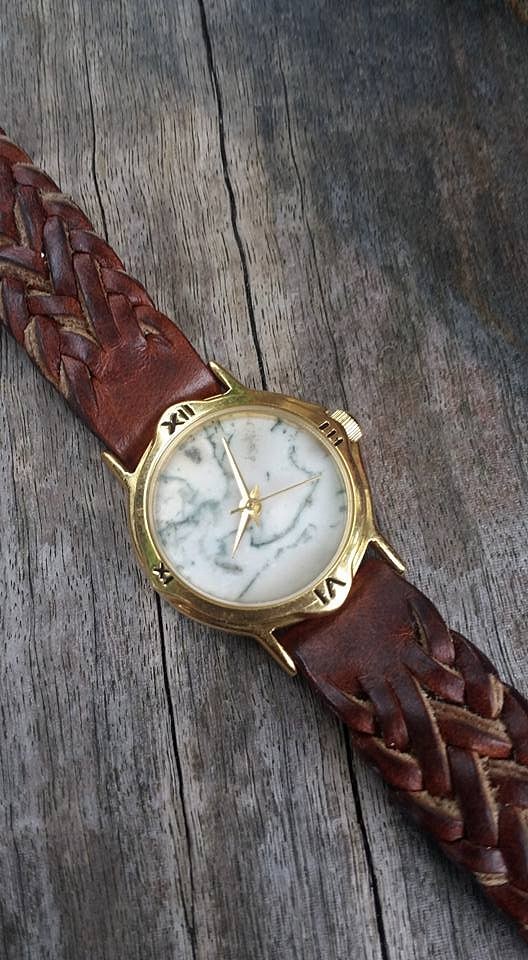 綺丽な 天然石 水草瑪瑙 編込み   腕時計 1枚目の画像
