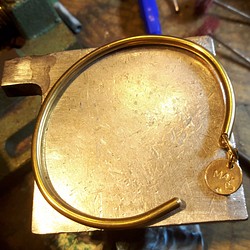M8款-可敲字手環-女生黃銅手環-御匠專屬敲飾-客製敲字-手工DIY 第1張的照片