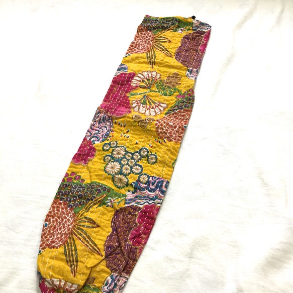 ヨガマットバッグ(黄色・花柄) 　手縫いハンドステッチ　商品番号201 1枚目の画像