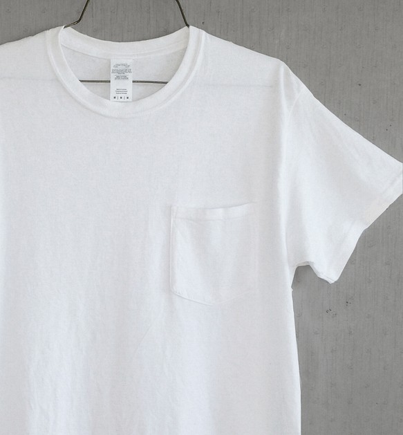 ☆新品‼DESART ポケットTシャツホワイト 1枚目の画像