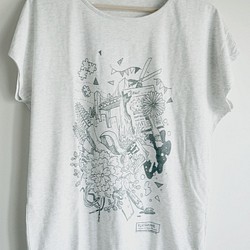 【受注生産】非日常・ポップカルチャーTシャツ 1枚目の画像