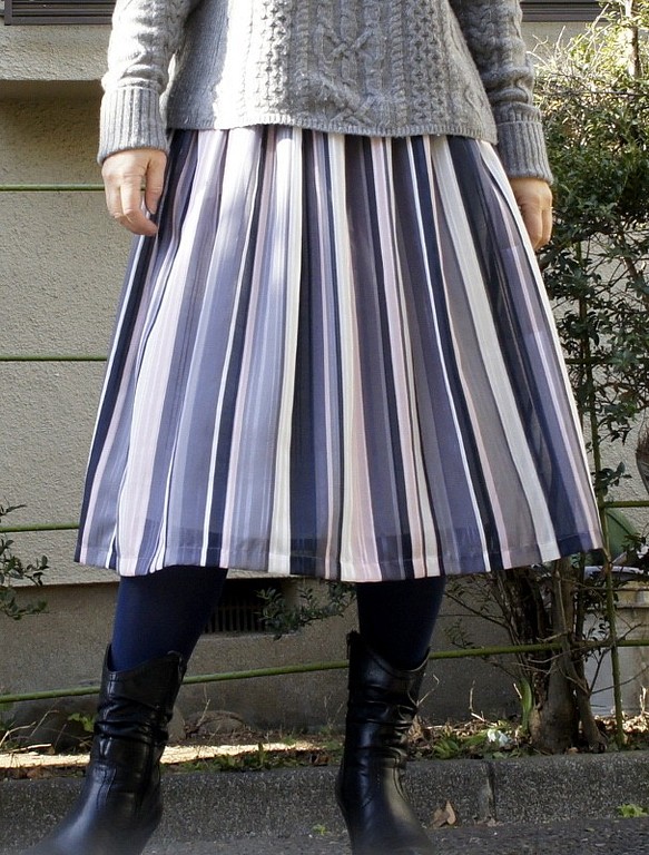 ドビーストライプ　シフォン　タックギャザースカート 1枚目の画像