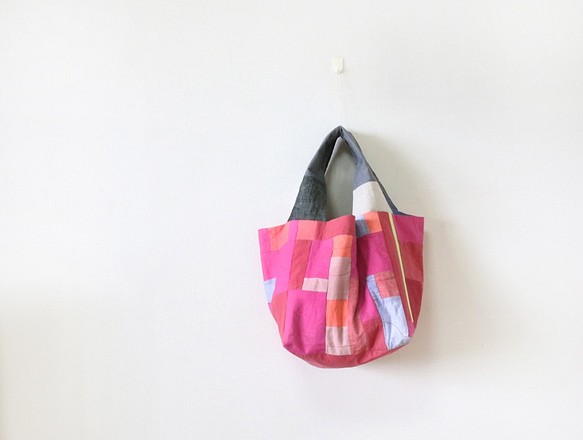 立方體手提包×蘭蘭粉紅色 第1張的照片