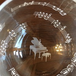 楽器のゆらりんグラス・ピアノ 1枚目の画像