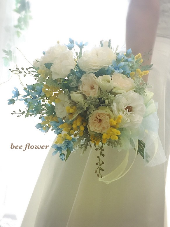 春バラとミモザのスワッグブーケ〜spring flower swag bouquet〜 1枚目の画像