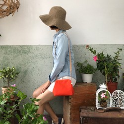 橘色日本帆布 / mini / 斜背包 / 支架口金包 第1張的照片