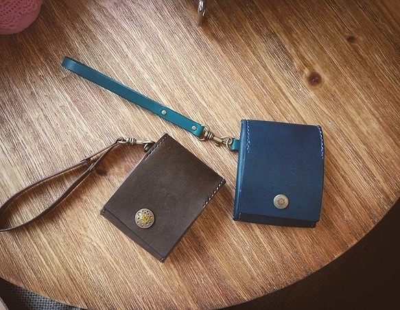 『有DIY課程』手提式復古長型皮革零錢卡包(可刻字) 芮亞幸福皮革工作室 第1張的照片