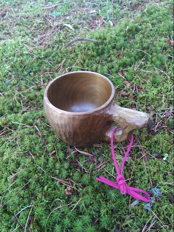 木のカップ（ホオ） 1枚目の画像