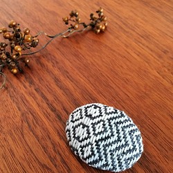 リネン＆綿糸の手織りブローチ 1枚目の画像