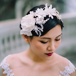 手工真絲花朵＋淡水珍珠花冠新娘頭飾／髪飾 第1張的照片
