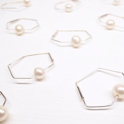 「Ermaoシルバー」[ダイヤモンド不規則角度線スターリングシルバー真珠のイヤリング（シルバー）（シングル） 1枚目の画像