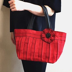 畳縁のbag(赤)  コサージュ付き 1枚目の画像