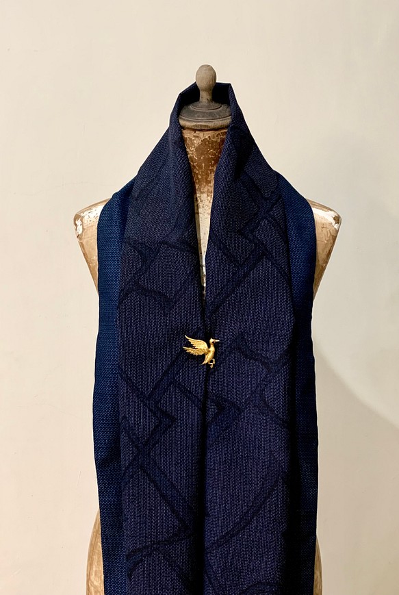 スカーフNo.294*內斂的他*設計師手作藍色黑色交織幾何紳士風古董布圍巾 披肩 第1張的照片