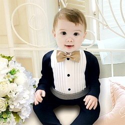 PUREST baby collection 英倫皇家領結小紳士｜黑色款｜襯衫式假兩件連身包屁衣 第1張的照片
