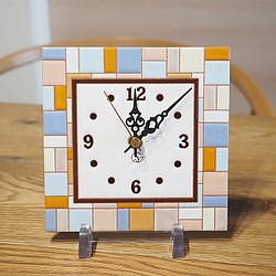 タイルの時計（ブロック模様） 1枚目の画像