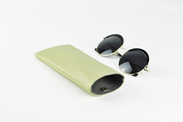 草綠色 荔枝纹 防水眼镜袋 手机套 第1張的照片