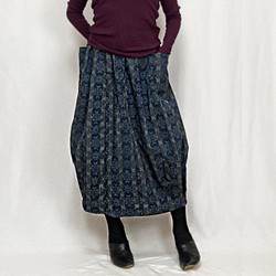 きものリメイクのロングスカート、バルーンスカート、ちりめんストライプ 1枚目の画像