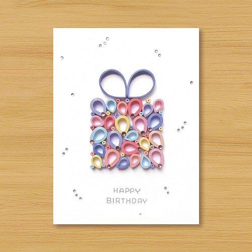 手作りのロール紙カード：ロマンチックな波紋の誕生日プレゼント