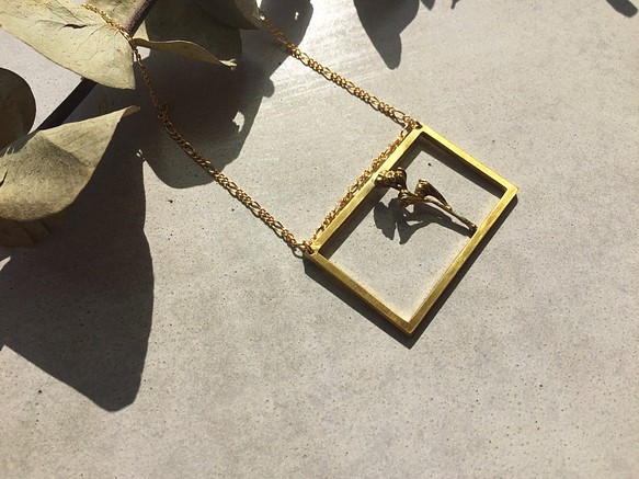 YANGYANG Frame Necklace / YANGYANG 植物園ネックレス gstaaddelivery