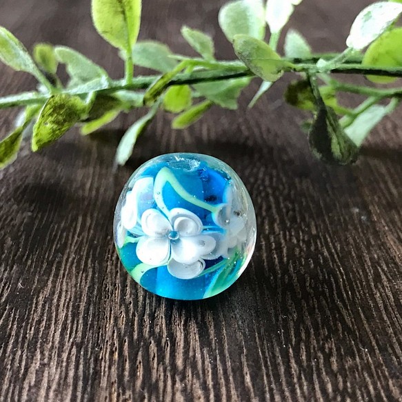 とんぼ玉 15㎜ 1個 水中花/da595 ガラスビーズ ライトブルー アクセサリー 1枚目の画像