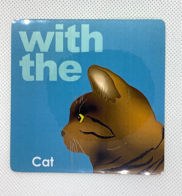 サビ猫『猫と一緒』CAT IN CAR 横顔 ステッカー  車 玄関 シール 1枚目の画像