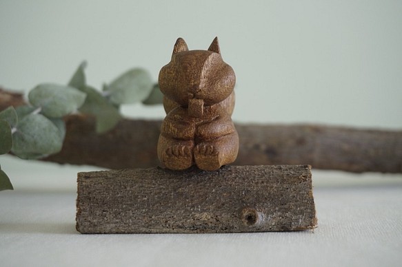 胖胖小松鼠 (樟木) - 木彫り woodcarving 古鳴木刻工作室 第1張的照片