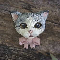 彩繪木彫貓咪胸針 ブローチ - 木彫り woodcarving 古鳴木刻工作室 第1張的照片