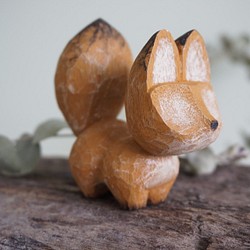 彩繪木彫小狐狸 (樟木)Little fox - 木彫り woodcarving 古鳴木刻工作室 1枚目の画像