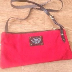 長財布のための帆布のサコッシュ　赤  RED 1枚目の画像