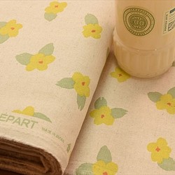 [LE DEPART] 斯堪的納維亞花卉/花卉圖案/棉麻帆布面料/棉麻/日本製造/布料/麻色 第1張的照片