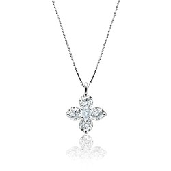 3月 誕生石 アクアマリン プラチナ ダイヤモンド 天然石 花 の モチーフ ペンダント ネックレス 1枚目の画像