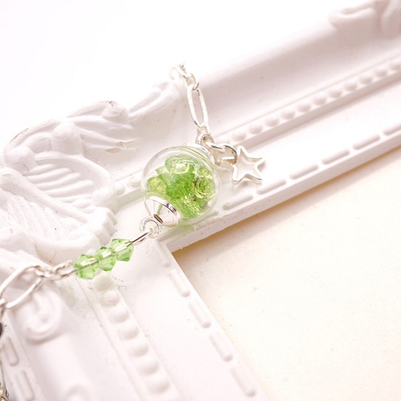 A Handmade 翠綠色玻璃球手鏈 第1張的照片