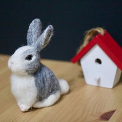 可愛兔子～羊毛氈手作 第1張的照片