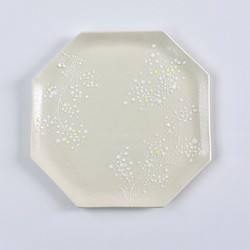 ミモザ白八角皿(20cm) 1枚目の画像