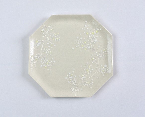 ミモザ白八角皿(20cm) 1枚目の画像
