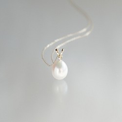 湖水真珠ドロップパールネックレス プチダイヤモンドK18YG 色：ホワイト 1枚目の画像