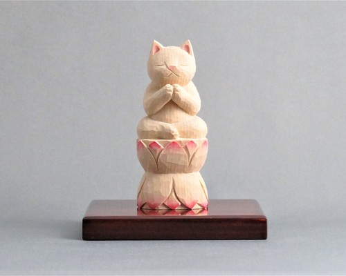 木彫りの合掌猫 淡彩色 猫仏さま 仏像ねこシリーズ 彫刻 仏屋さかい