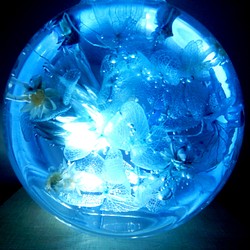 【atelier vivi】ハーバリウムランプ　～mythologie～　ポセイドン　ライティングスタンド付き 1枚目の画像