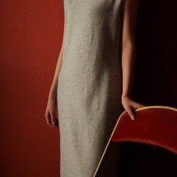 AVA DRESS 高領cashmere修身背心洋裝 第1張的照片