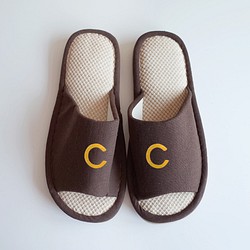 【Q-cute】拖鞋系列-客製化字母 第1張的照片