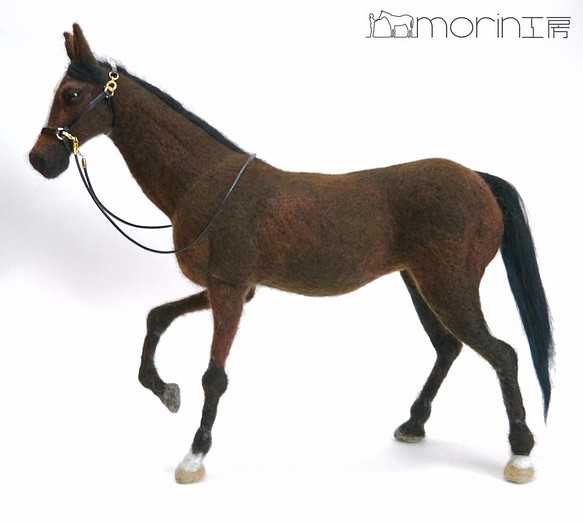 羊毛フェルト　馬　サラブレッド（牝馬） 1枚目の画像