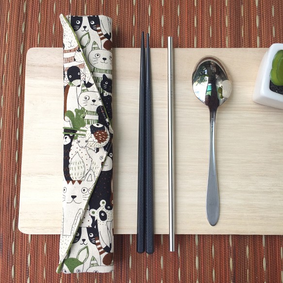 adoubao- 筷套 餐具包 -灰咖綠&動物大集合 第1張的照片
