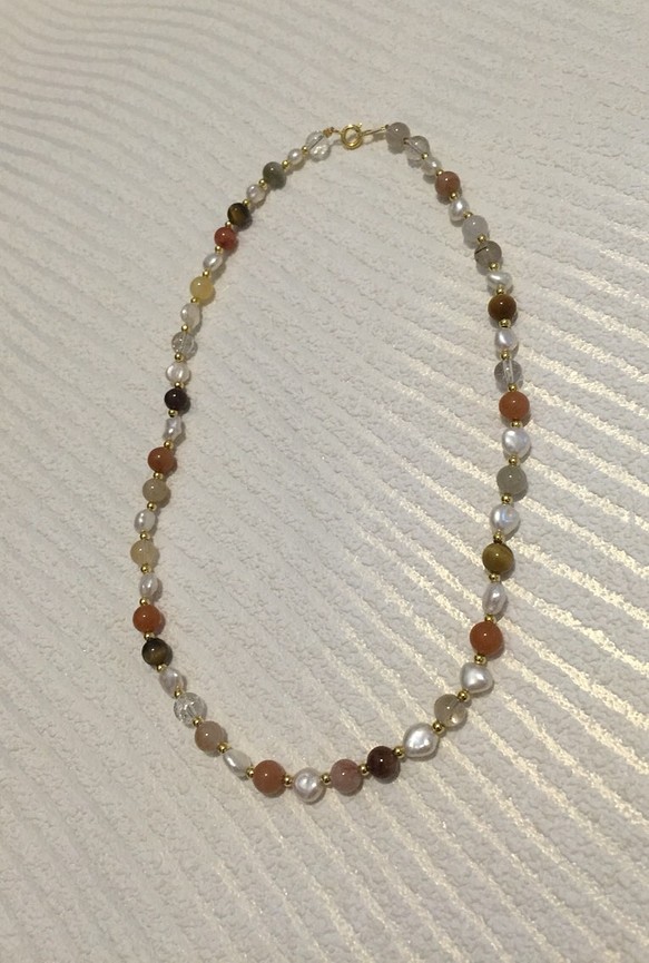 一点物♦︎天然石色々＋淡水本真珠 ネックレス 1枚目の画像