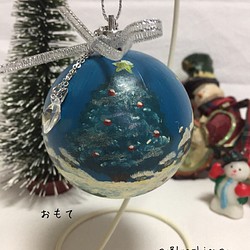 [再次上架] 手繪 ☆ 村莊/小鎮 ☆ 聖誕裝飾球 * 帶水晶和磷光 * 第1張的照片