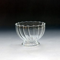 手作りガラスの酒盃 3 1枚目の画像