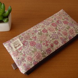 【YUWA花柄*ピンク♪】お財布にもなるフラットポーチ♪ 1枚目の画像