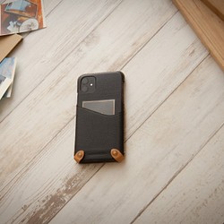 iPhone 11 MORANDI系列經典款皮革保護套 - 騎士黑 第1張的照片