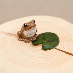 チビ 陶器のカエル 福が かえる 人が無事 かえる アカ その他インテリア雑貨 かわいい動物陶器クラフト悠季 通販 Creema クリーマ ハンドメイド 手作り クラフト作品の販売サイト